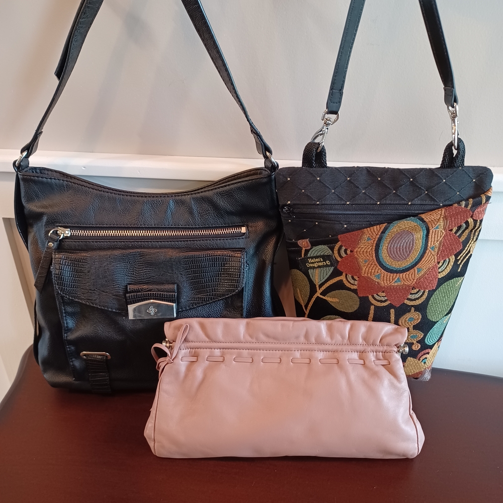 3 Purse Bundle: Ann Taylor Leather Clutch, Simply Vera Purse, Helen's Daughter